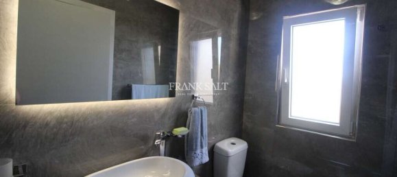 3 bedrooms Apartment in Qala, Malta No. 5919 11