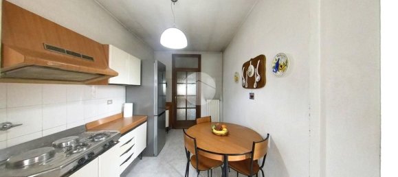 4 rooms Apartment in Rivoli, Italy No. 300773 8