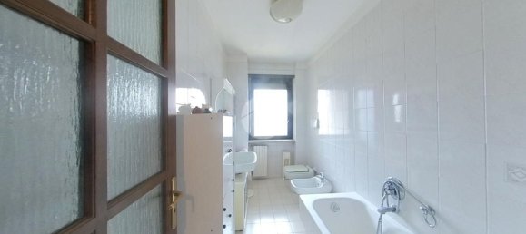 4 rooms Apartment in Rivoli, Italy No. 300773 14