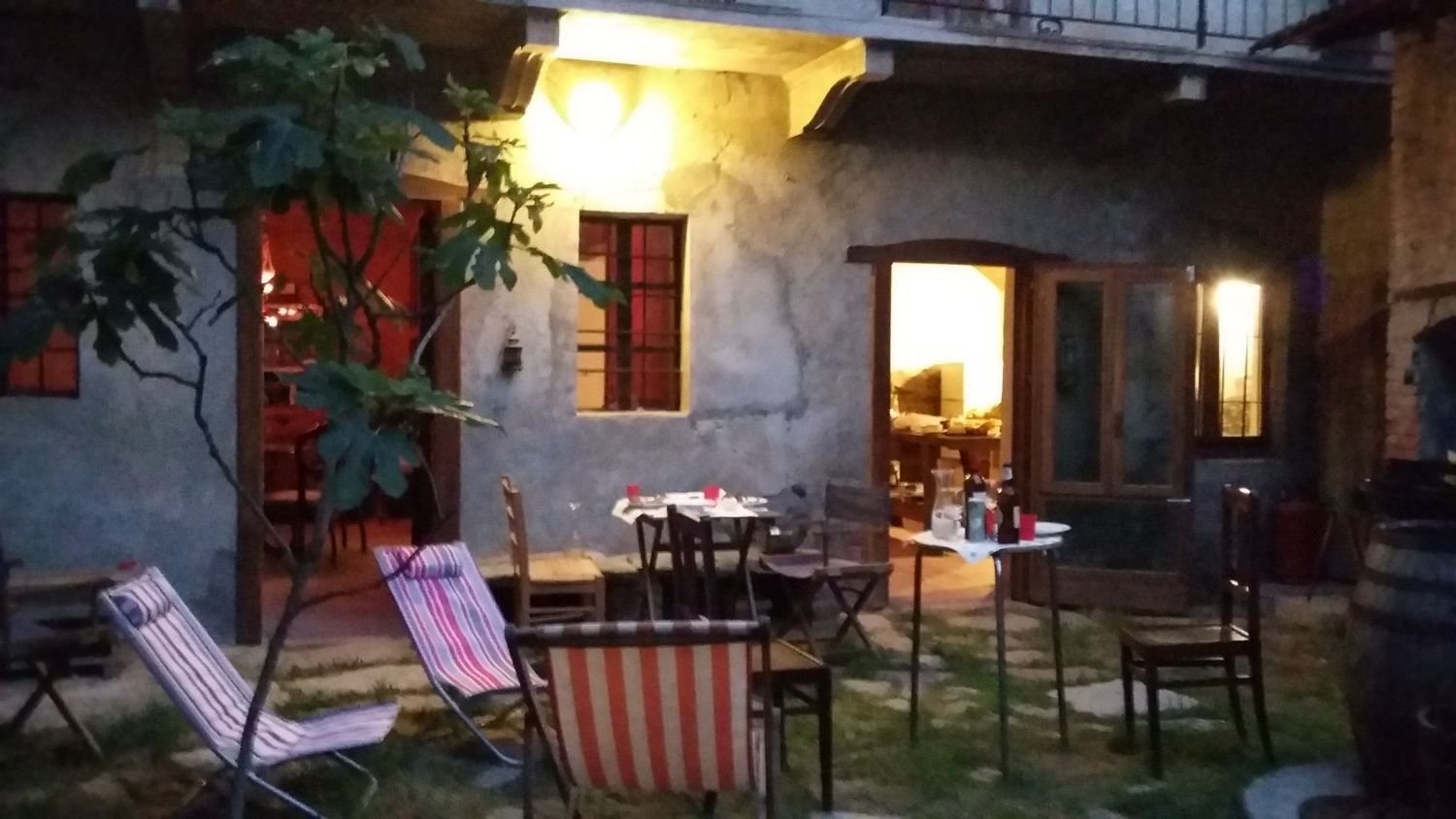 32غرفة منزل في Viverone, Italy رقم 201243