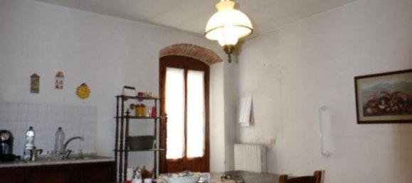 Дом с 15 комнатами в Монтеварки, Италия № 234484 39