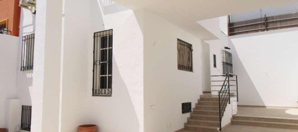 3 Schlafzimmer Haus in Alhaurin de la Torre, Spain, Nr. 134097 2