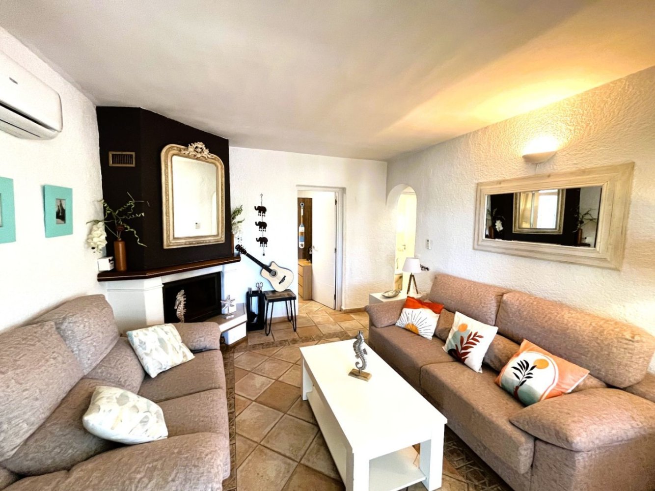 2 bedrooms Townhouse in Alicante, Spain No. 249072