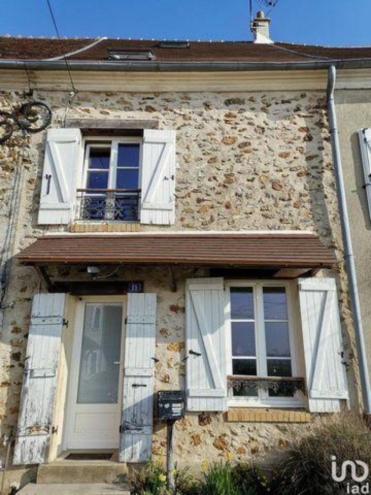 3 Schlafzimmer Haus in Coulommiers, France, Nr. 24899
