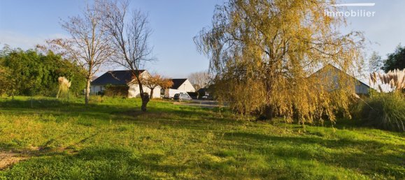  قطعة أرض في Longue-Jumelles, France رقم 106923 2