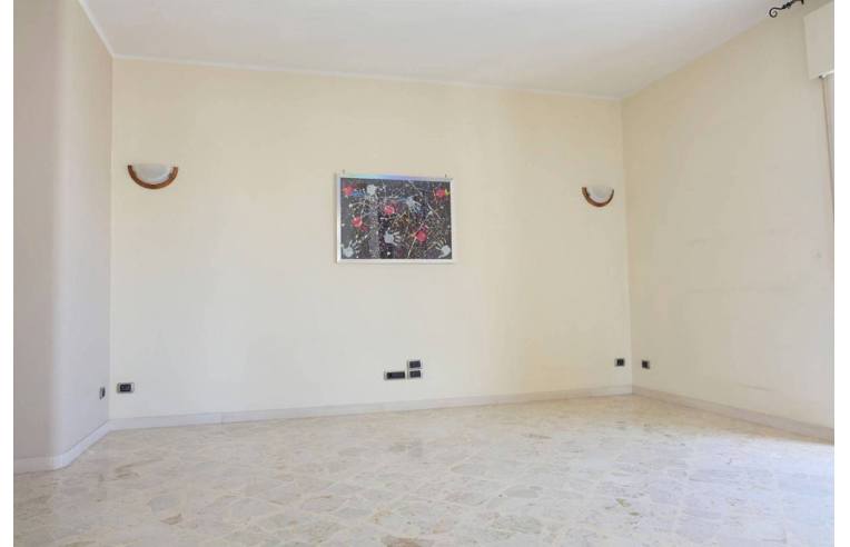 Квартира с 3 спальнями в Путиньяно, Италия № 254380