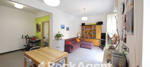 Квартира с 2 спальнями в Генуя, Италия № 317917 3