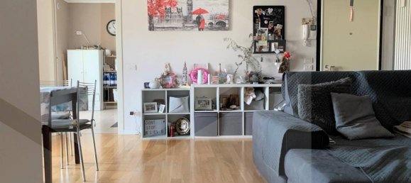 4 rooms Apartment in Creazzo, Italy No. 19230 11