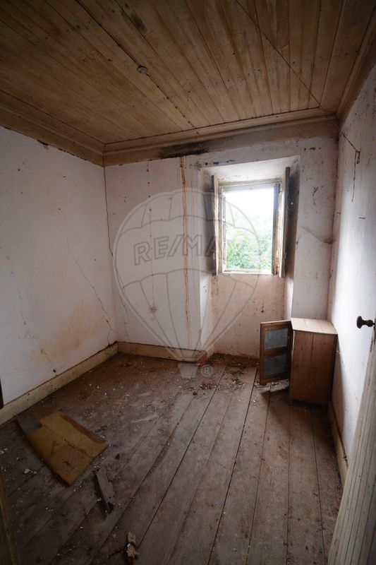 Casa T2 em Maçãs de Dona Maria, Portugal N.º 27043