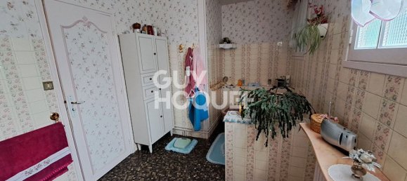 4 Schlafzimmer Haus in Vire, France, Nr. 189881 8