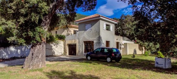 4 bedrooms Villa in Conca, France No. 51232 7