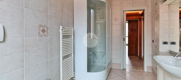 3غرفة شقة في Asti, Italy رقم 155191 6