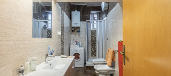 Apartamento de 3 dormitorios en Rome, Italy No. 365010 21