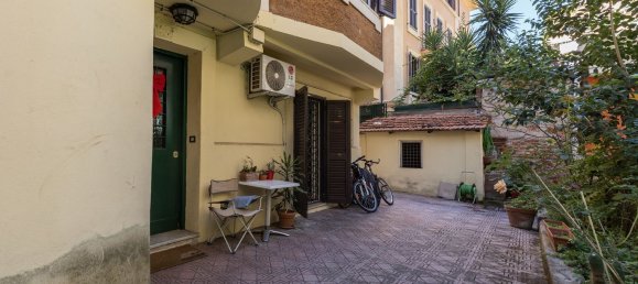 Apartamento de 3 dormitorios en Rome, Italy No. 365010 26