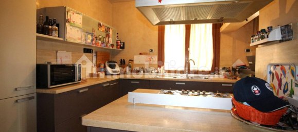 4 bedrooms Apartment in Pisa, Italy No. 352528 6