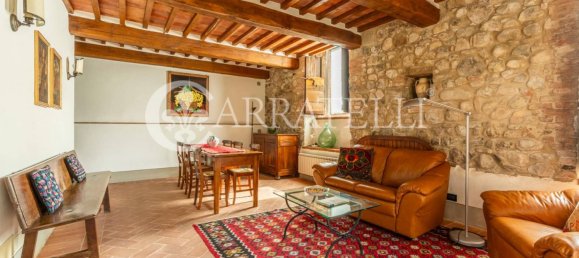 4 bedrooms Villa in Radicofani, Italy No. 78403 15