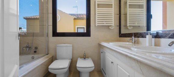 3 bedrooms Villa in Arroyo Vaquero, Spain No. 3060 8