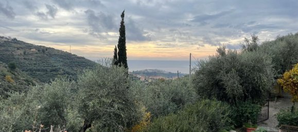 8-Zimmer Villa in Castellaro, Italy, Nr. 170755 31