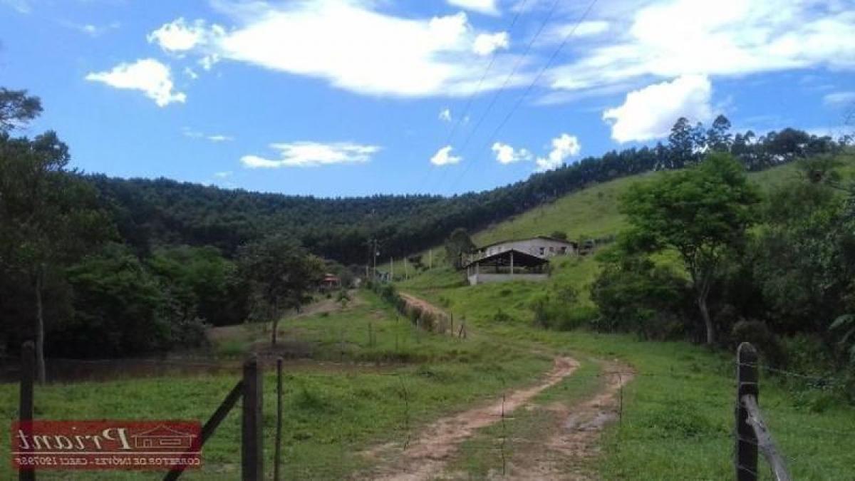 4 bedrooms House in Sao Paulo, Brazil No. 448744