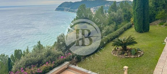 5 rooms Villa in Alassio, Italy No. 125763 8