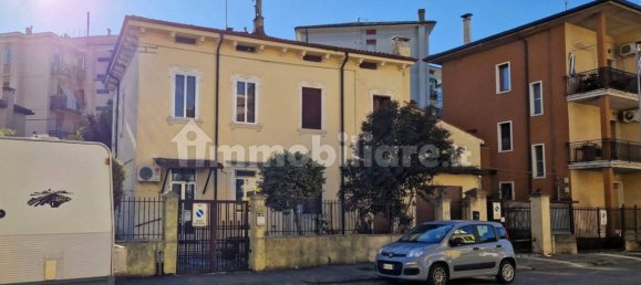 2 chambres Appartement à Verona, Italy No. 60848 4