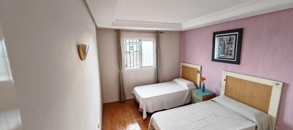 3 bedrooms Townhouse in Estepona, Spain No. 137149 10