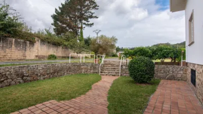 Casa de 9 dormitorios en Bergondo, Spain No. 268675