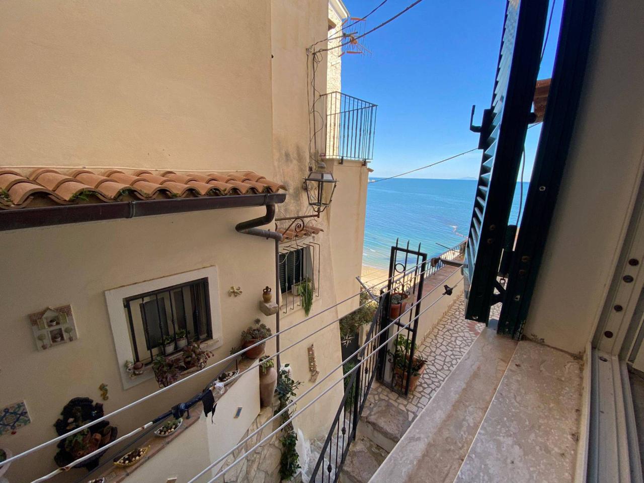 2غرفة شقة في Sperlonga, Italy رقم 154641