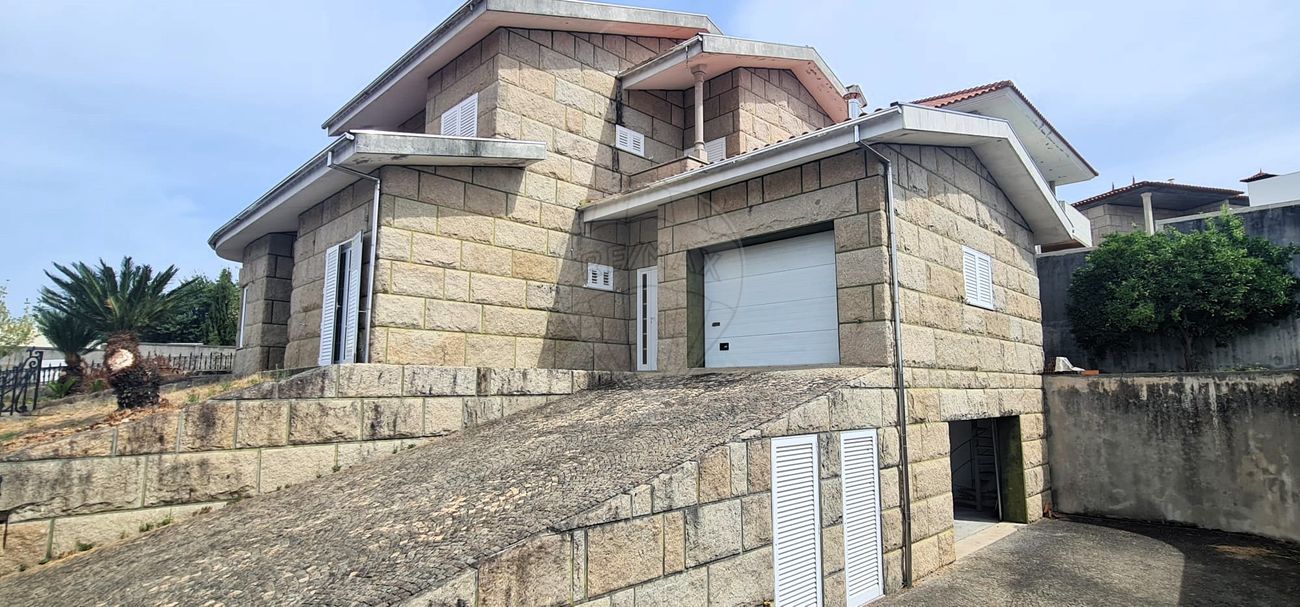 Casa de 3 dormitorios en Marco de Canaveses, Portugal No. 21813