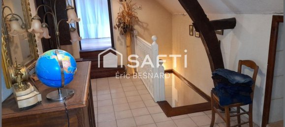 3 bedrooms House in Avoine, France No. 225047 8