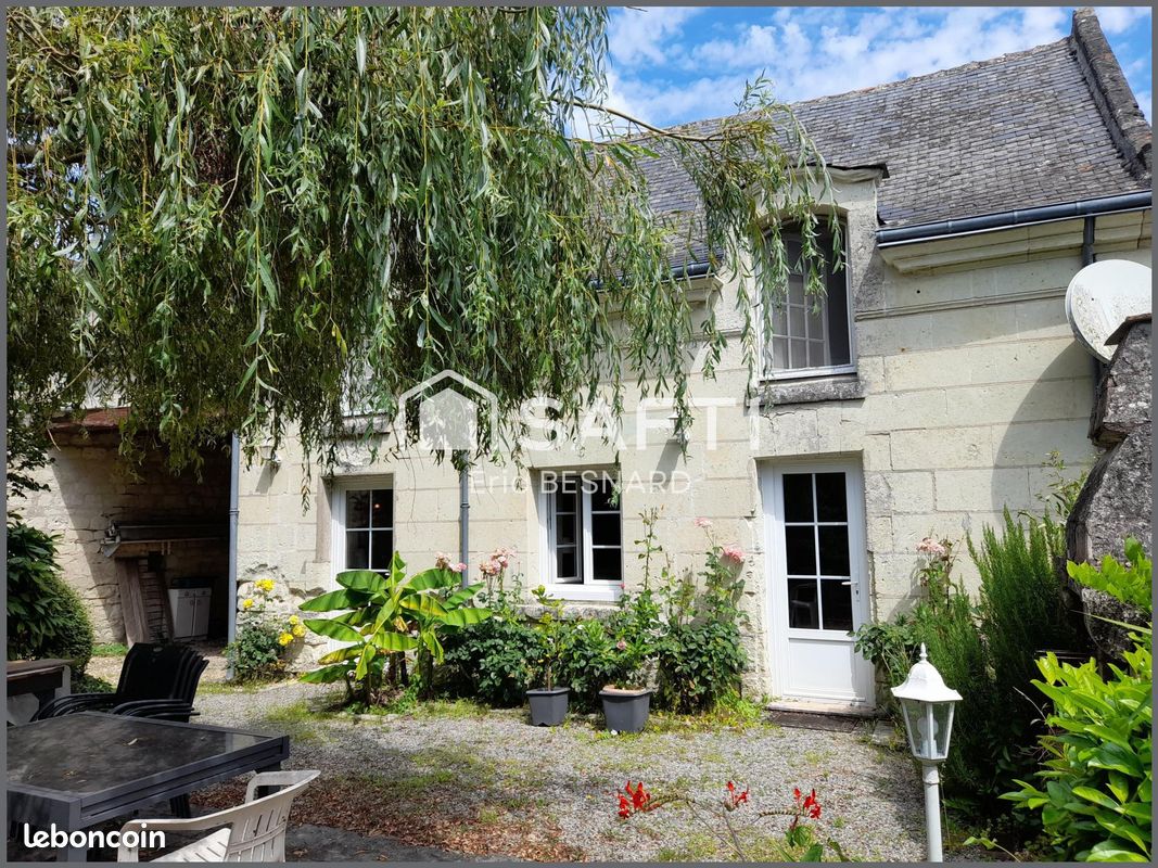 3 bedrooms House in Avoine, France No. 225047