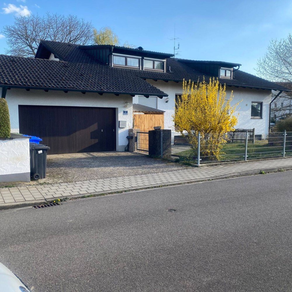 Adosado de 8 habitaciónes en Ingolstadt, Germany No. 246301