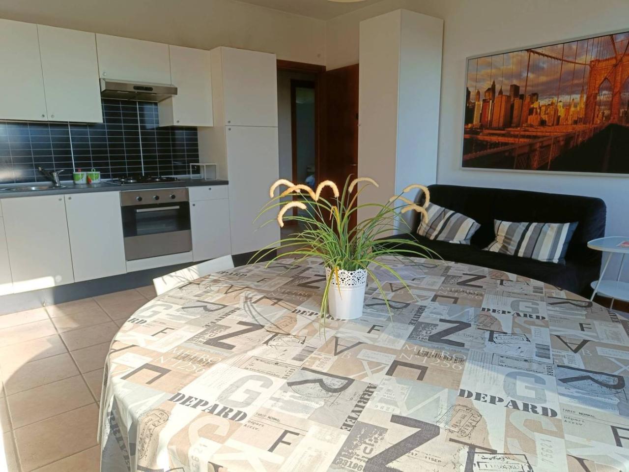 Квартира с 3 комнатами в Виллорба, Италия № 169200