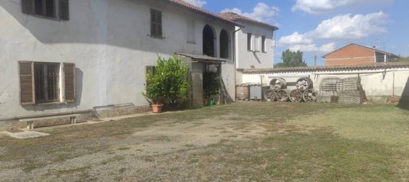 6 bedrooms House in Bosco Marengo, Italy No. 47070 4