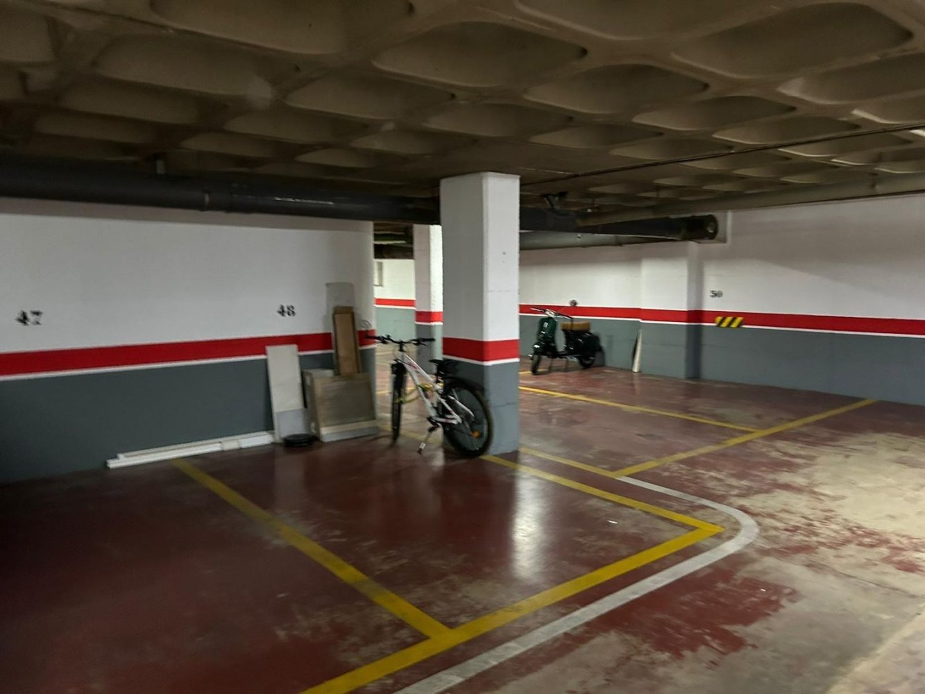  مرآب في Valencia, Spain 21متر مربع رقم 143861