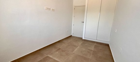 3 bedrooms Townhouse in Alicante, Spain No. 190760 11