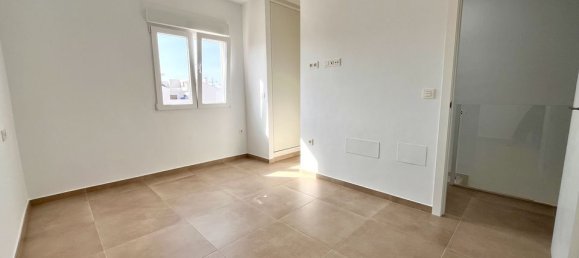 3 bedrooms Townhouse in Alicante, Spain No. 190760 17