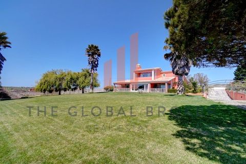 4 bedrooms Villa in Sintra, Portugal No. 201888