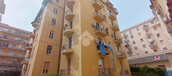 Apartamento T2 em Naples, Italy N.º 53895 11