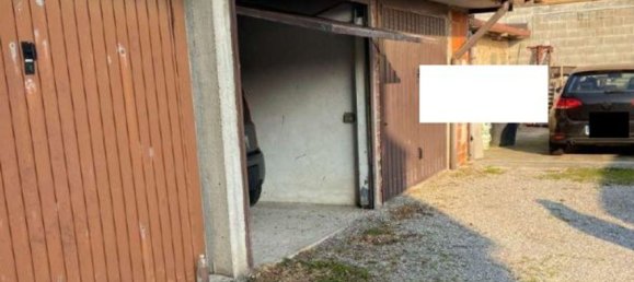 3 rooms Apartment in Muggiò, Italy No. 7669 2