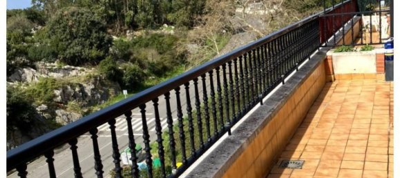 2 bedrooms Penthouse in Castro-Urdiales, Spain No. 159991 4