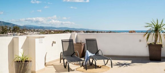 3 bedrooms Penthouse in Marbella, Spain No. 24091 4