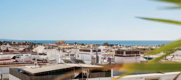 3 bedrooms Penthouse in Marbella, Spain No. 24091 2