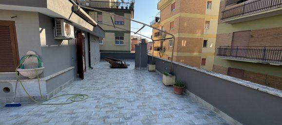 Пентхаус с 2 комнатами в Чампино, Италия № 33363 5