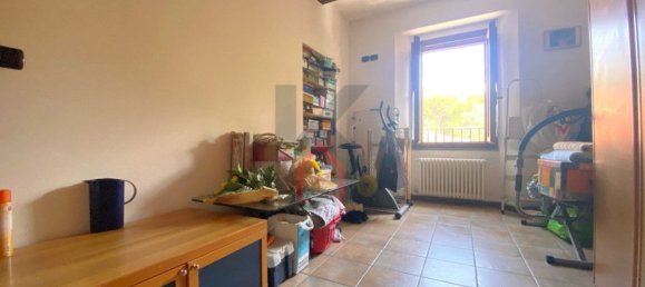 Apartamento de 3 dormitorios en Dovadola, Italy No. 328600 12