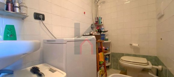 Apartamento de 3 dormitorios en Dovadola, Italy No. 328600 11