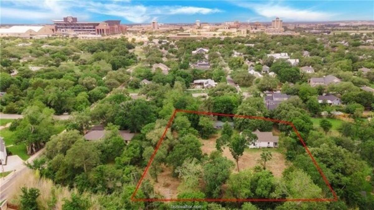 5 bedrooms House in College Station, USA No. 379561