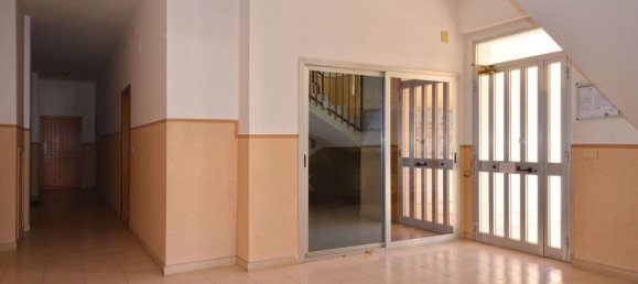 2-salle Appartement à Fossacesia, Italy No. 64574 7