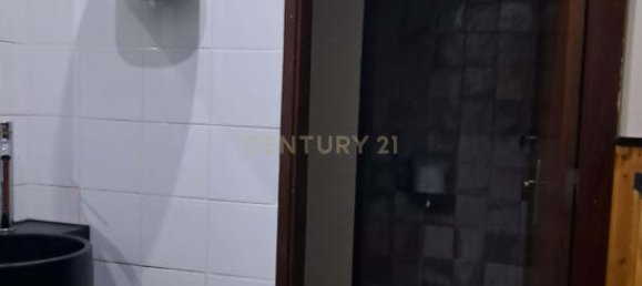 Gewerbliche Immobilie in Porto, Portugal 598m², Nr. 268994 6