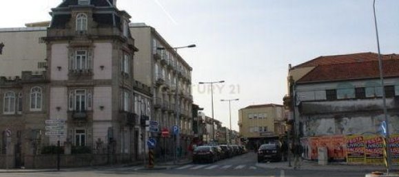 Gewerbliche Immobilie in Porto, Portugal 598m², Nr. 268994 13